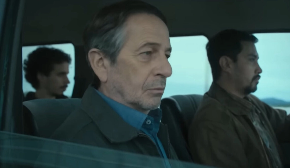 ảnh poster phim Người nắm giữ sự thật