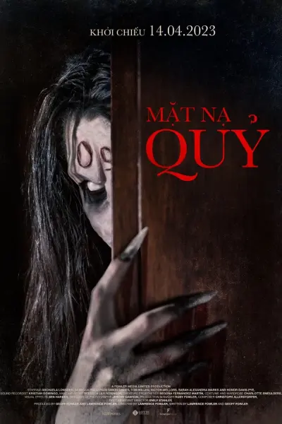 Mặt Nạ Quỷ (The Ghost Within)