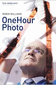 Sự Ám Ảnh (One Hour Photo)